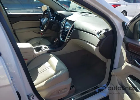 2015 Cadillac Srx Luxury Collection z USA, uszkodzony, nr VIN 3GYFNBE34FS540912